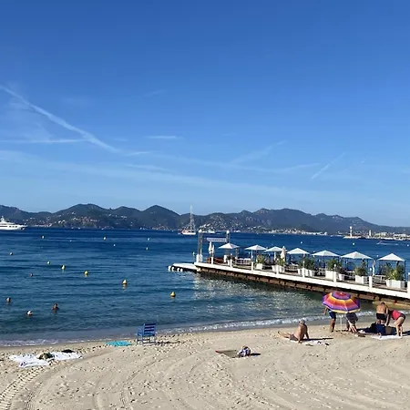 Paula By Terrys Homes Appartamento Cannes