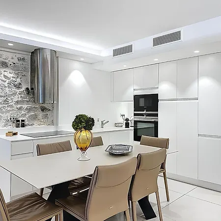 Paula By Terrys Homes * Cannes